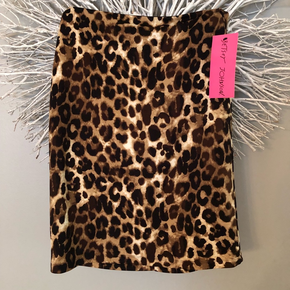 Betsey Johnson skirt leopard animal print  NWT